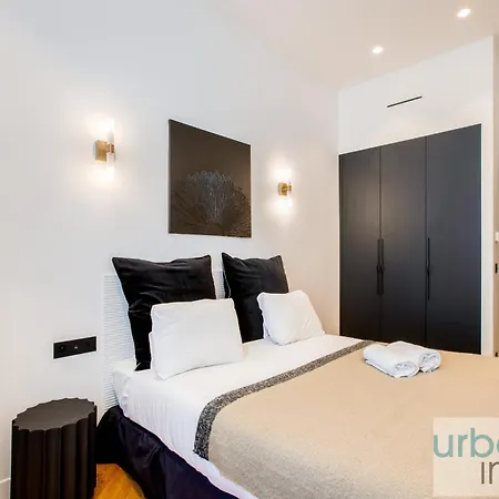 Urban Flat 197 - Saint Honore Champs Elysees * Parigi
